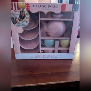 FAO Schwarz Tea Party Set